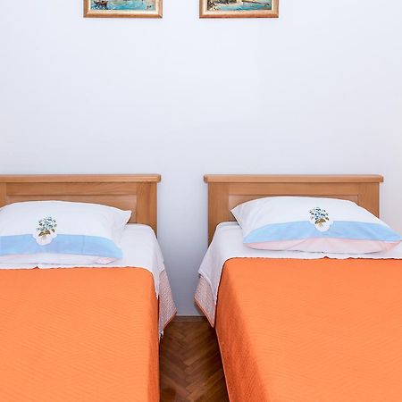 Apartment Promona Drniš Eksteriør bilde
