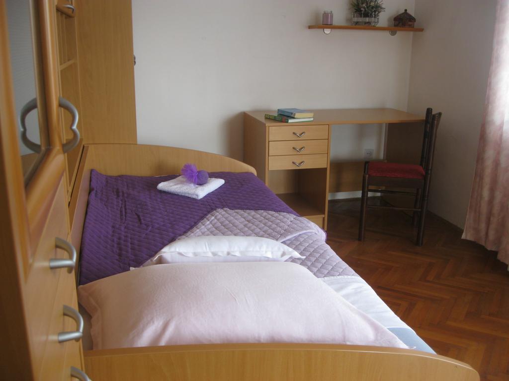 Apartment Promona Drniš Eksteriør bilde