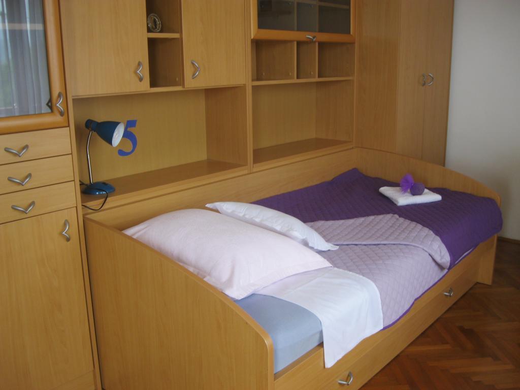 Apartment Promona Drniš Eksteriør bilde