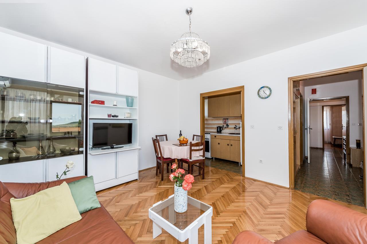 Apartment Promona Drniš Eksteriør bilde