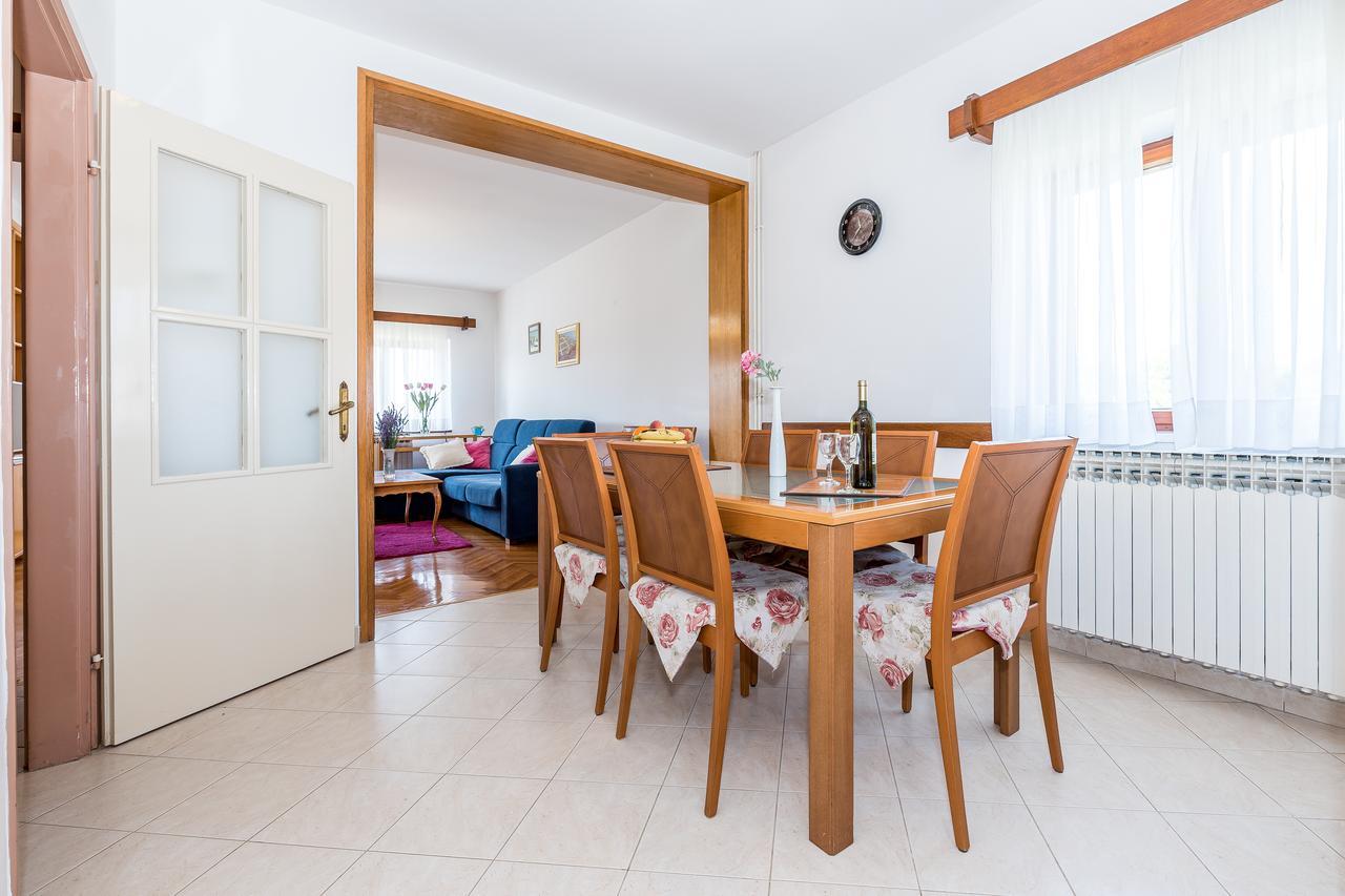 Apartment Promona Drniš Eksteriør bilde