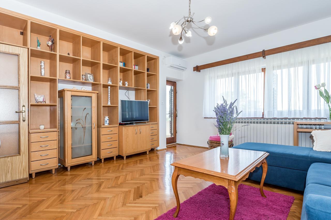 Apartment Promona Drniš Eksteriør bilde