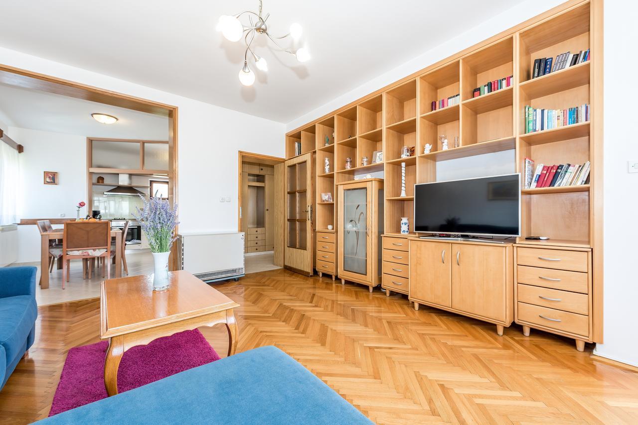 Apartment Promona Drniš Eksteriør bilde