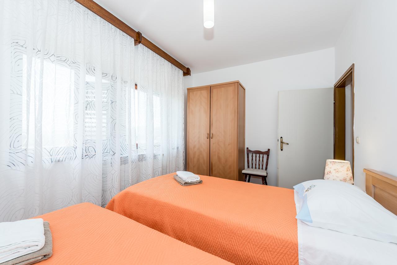 Apartment Promona Drniš Eksteriør bilde