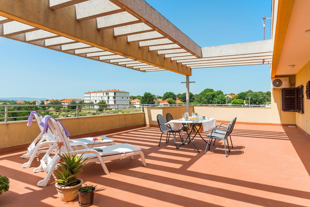 Apartment Promona Drniš Eksteriør bilde