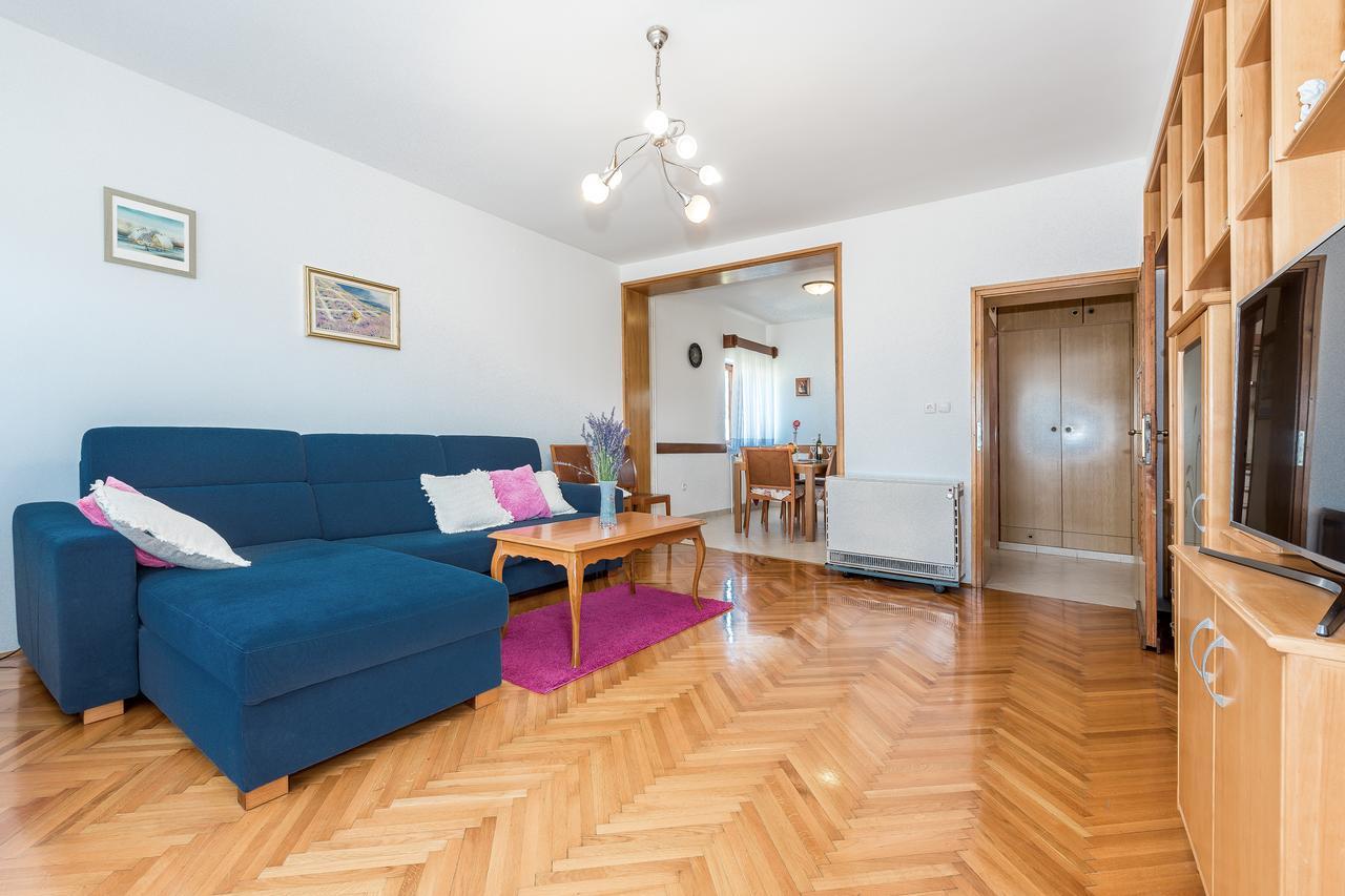 Apartment Promona Drniš Eksteriør bilde